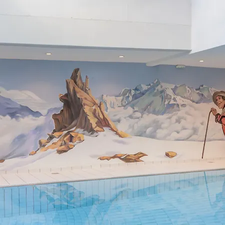 Les Balcons Du Savoy 4*